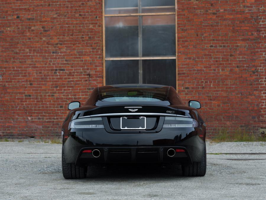  Aston Martin DBS 2012 года  (фото 7 из 53)